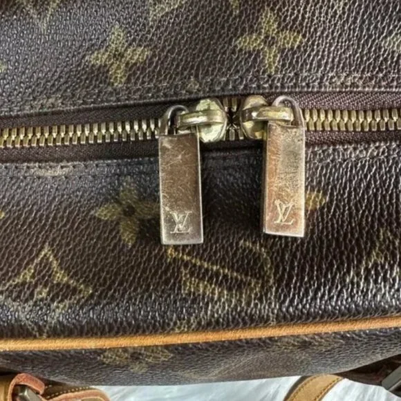 Louis Vuitton Monogram Cite MM Shoulder Bag With COA and Dusty - Picture 6 of 15